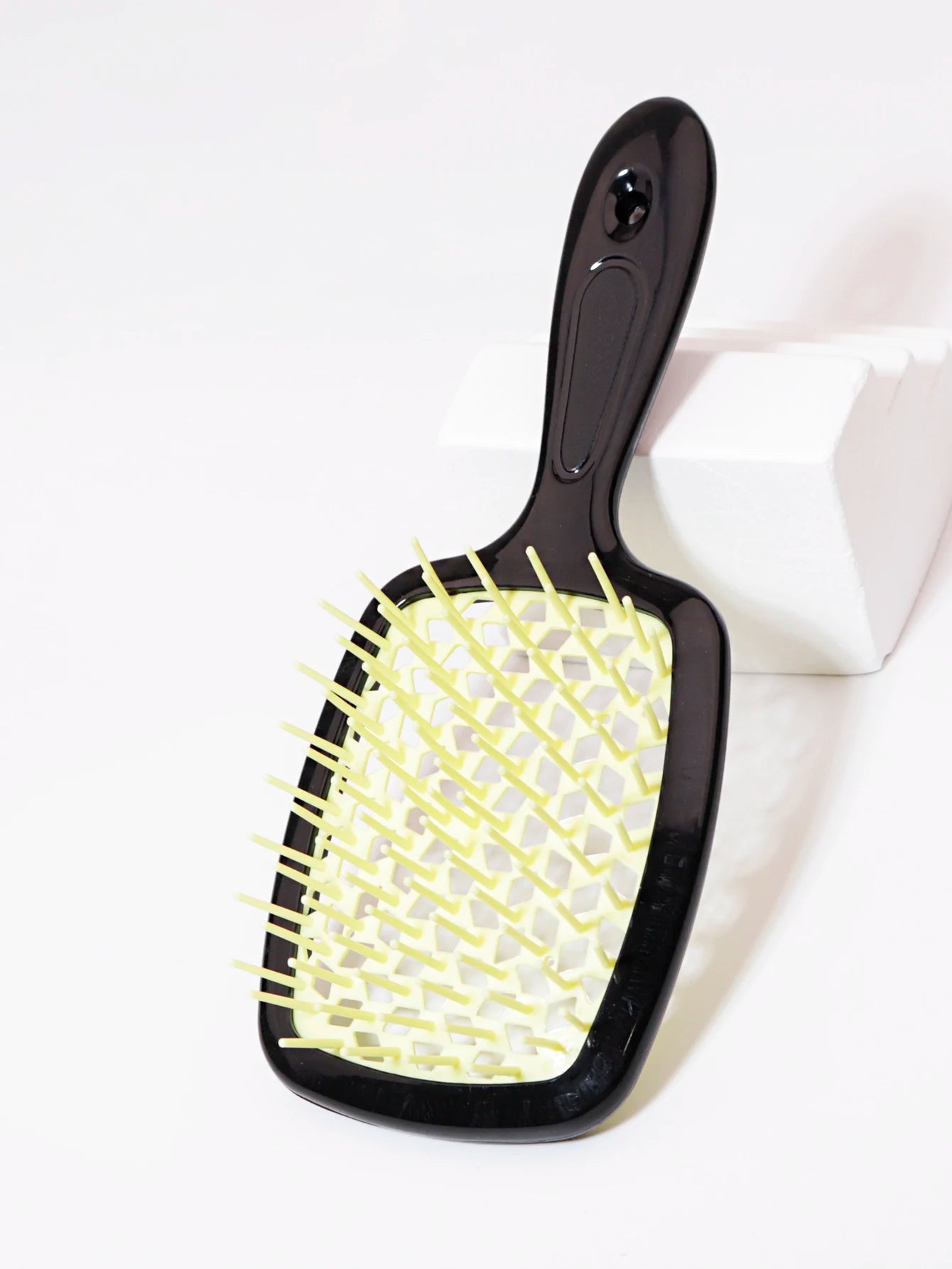 ($30 OFF) - Viral Detangling Brush - Low in Stock