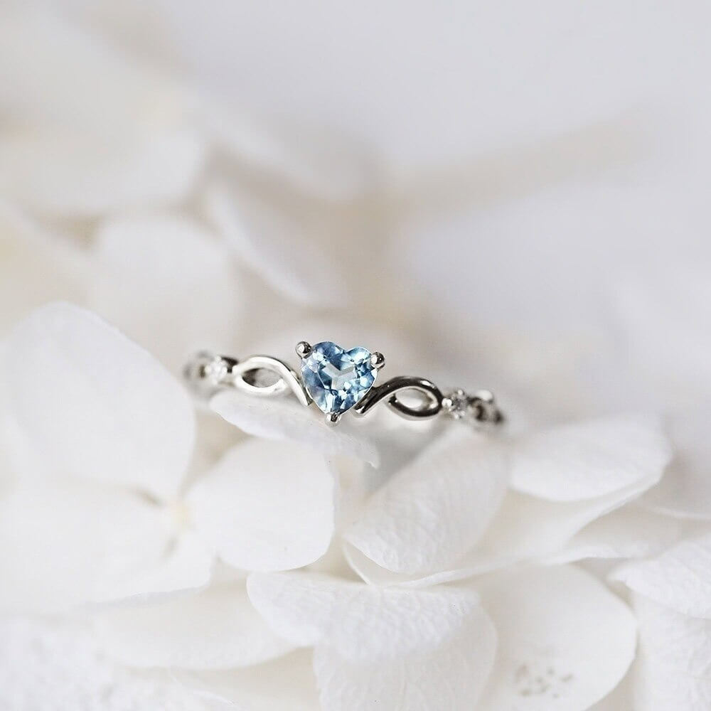 Elegant Princess Aquamarine Ring