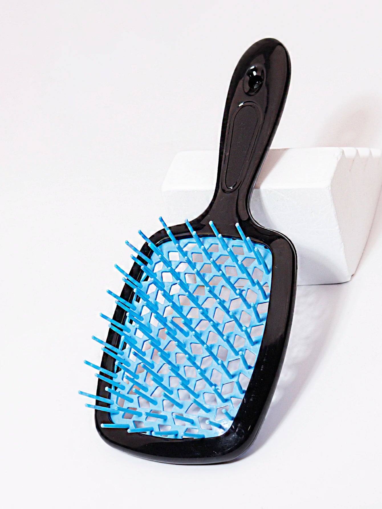 ($30 OFF) - Viral Detangling Brush - Low in Stock