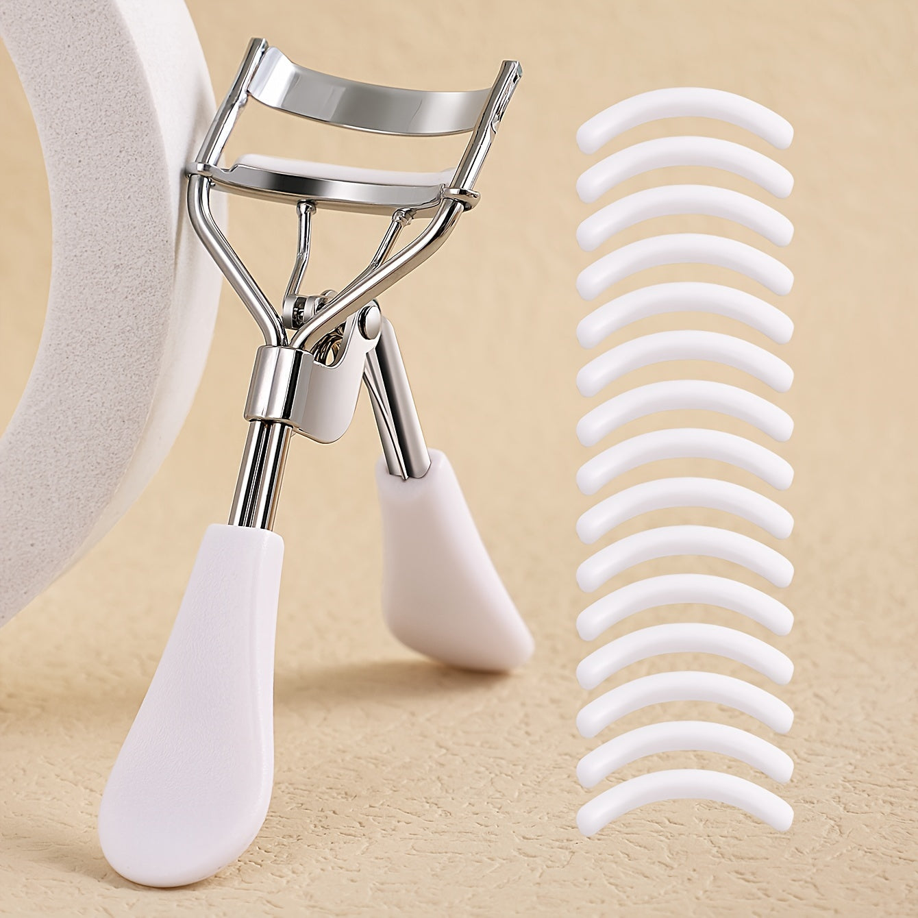 Portable Eyelash Curler with 15 Silicone Pads